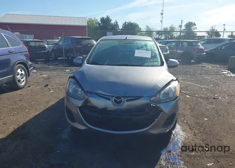 2013 Mazda Mazda2 Sport из США, поврежденный, VIN JM1DE1KZ7D0163934